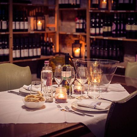 Hotel Ristorante La Perla Varallo Pombia ภายนอก รูปภาพ